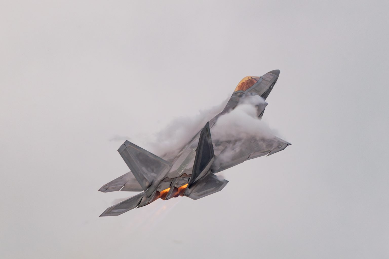 F22 2